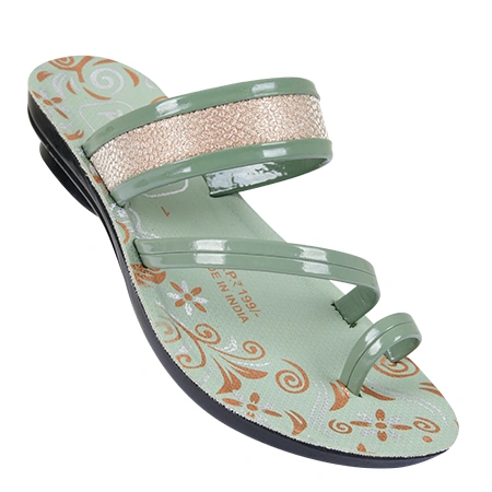 Women's Shoes / Footwear Photography for Slippers